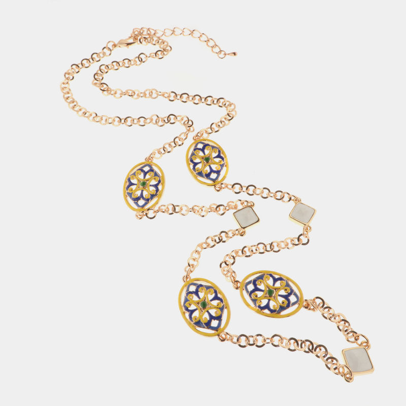 Collana in Metallo cristalli bianchi con dettagli in maiolica a fiore con smalti colorati — collezione CALTAGIRONE