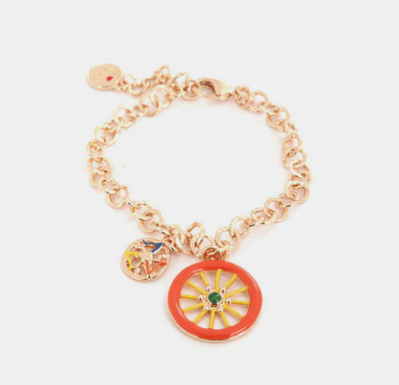 Bracciale in Metallo maglia rolò, con ruota carretto siciliano pendente impreziosita da smalti colorati — collezione ETNA