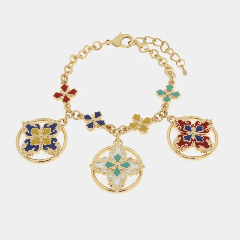Bracciale in Metallo con croci di Malta colorate pendenti — collezione SACRO