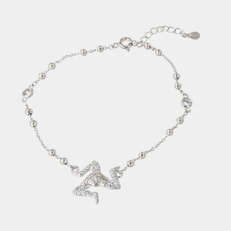 Bracciale in Argento 925 con ciondolo trinacria siciliana, impreziosita da zirconi bianchi — collezione SICILY 925