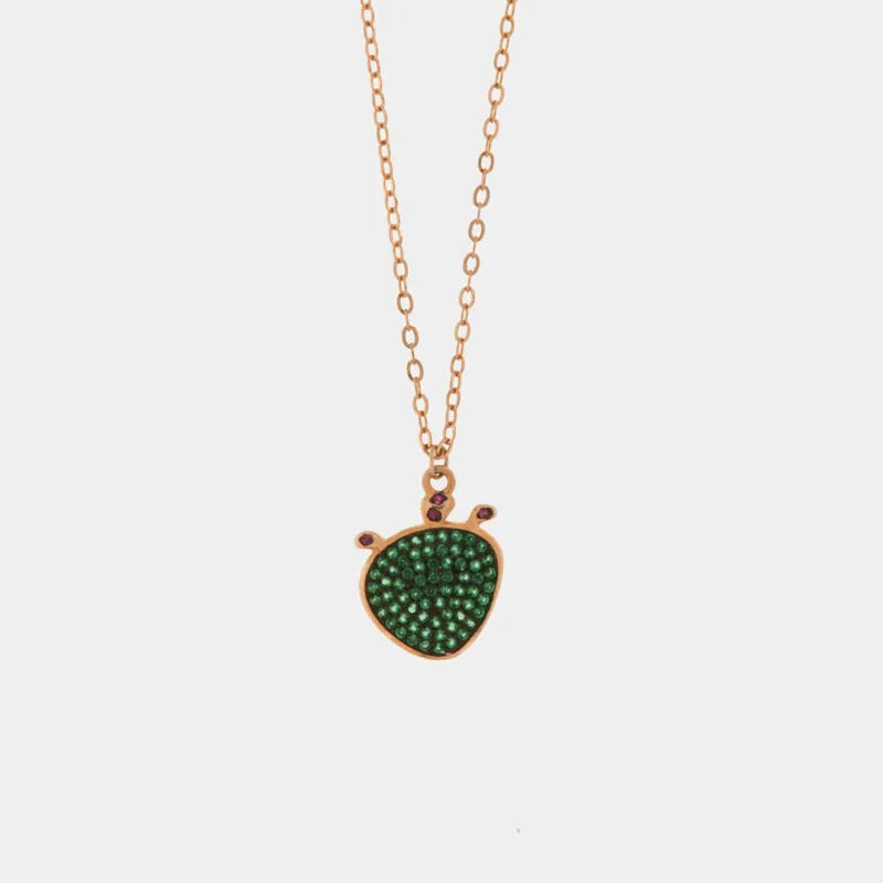 Collana in Argento 925 con ciondolo fico d'india, impreziosito da pavè di zirconi smeraldo, su base brunita — collezione SICILY 925
